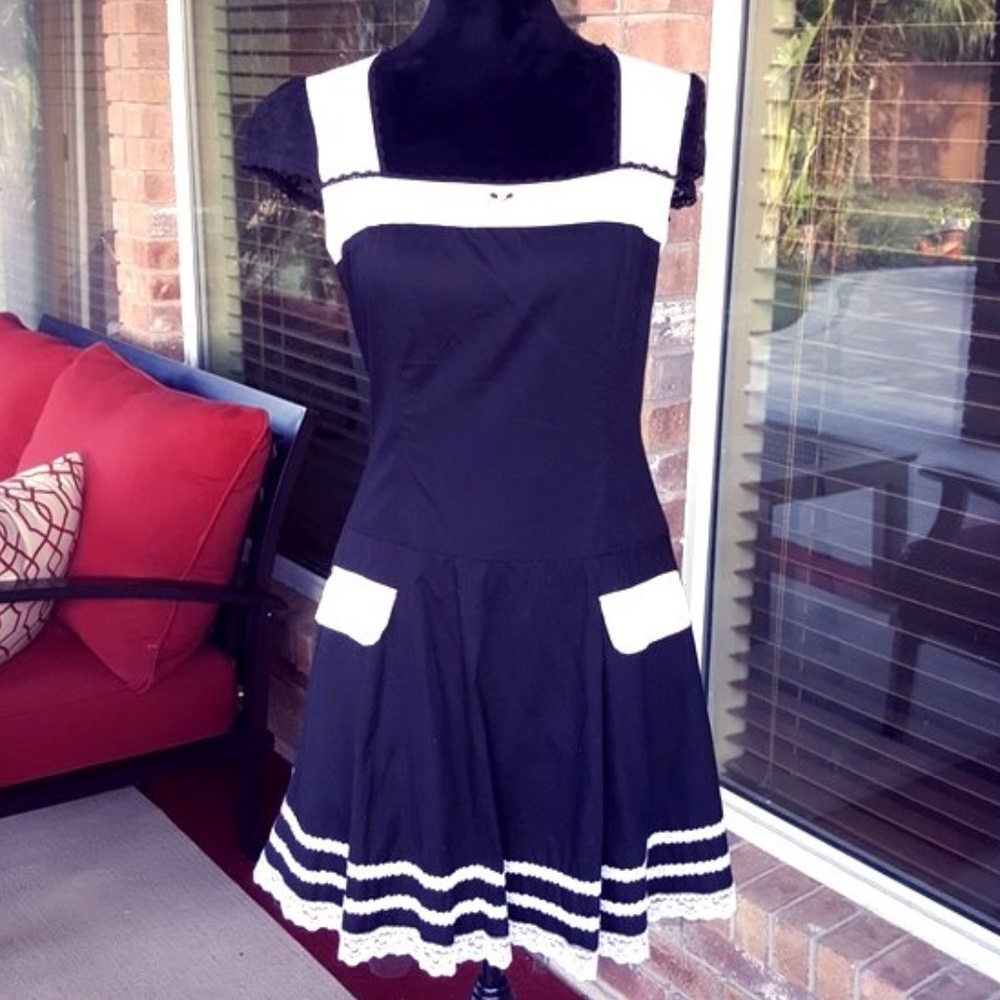Hot Topic Pin Up Skater Dress